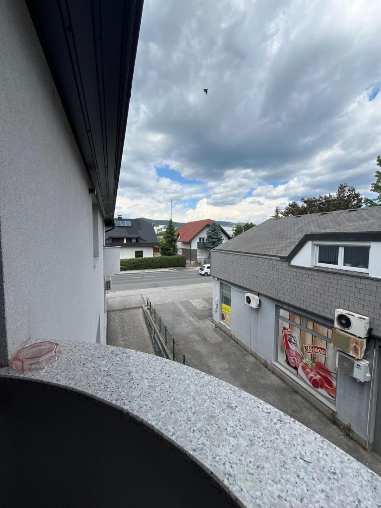 Apartmani Vacanza Zagreb Luaran gambar