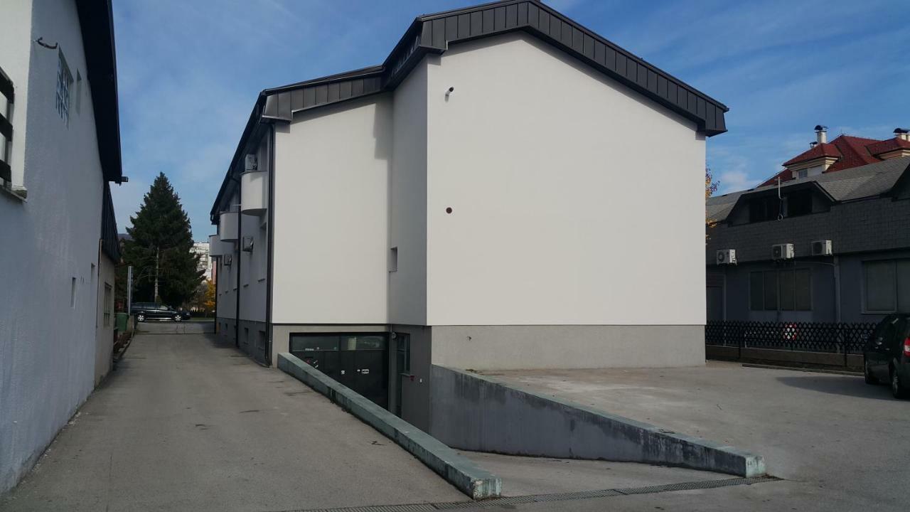 Apartmani Vacanza Zagreb Luaran gambar